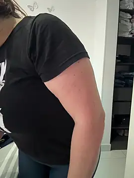 AntonellaAlondra4 online show from February 3, 3:50 pm