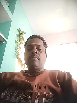 Snapshot of Sanjaysharmarbl chatting on December 11, 8:26 am Sanjaysharmarbl online show from December 11, 8:26 am