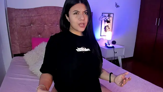 DesireSweet online show from April 14, 10:32 am