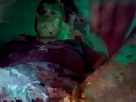 Snapshot of qkfc744888l chatting on February 22, 1:09 pm qkfc744888l online show from February 22, 1:09 pm