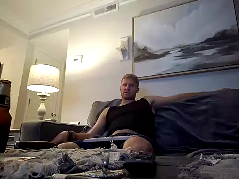 Snapshot of TeacherCreator chatting on December 18, 12:21 am TeacherCreator online show from December 18, 12:21 am