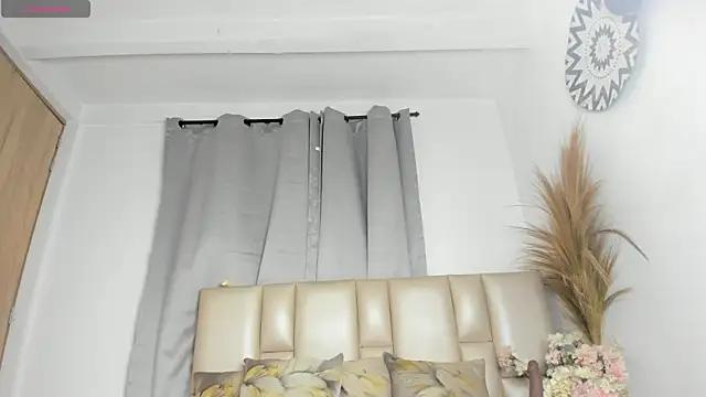 Soy Bella online show from December 16, 11:54 pm