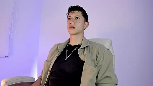 Dorianmistery2322  online show from April 15, 11:05 pm