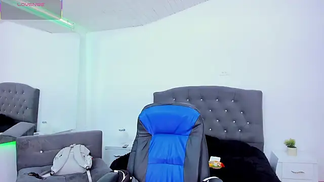 anne parker online show from March 22, 2:14 pm