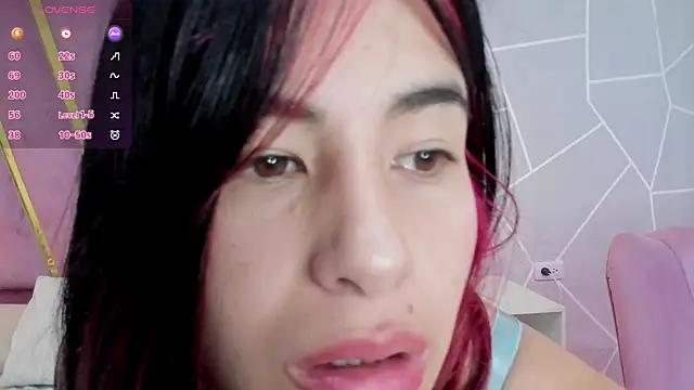 Snapshot of Nina_Harper chatting on December 12, 3:16 pm Nina Harper online show from December 12, 3:16 pm