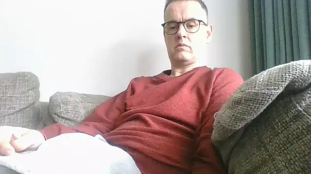 Snapshot of Hectorthyssen1 chatting on February 8, 12:08 pm Hectorthyssen1 online show from February 8, 12:08 pm