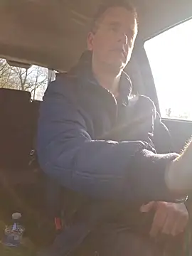 Snapshot of Hectorthyssen1 chatting on February 26, 3:22 pm Hectorthyssen1 online show from February 26, 3:22 pm