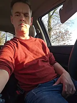 Snapshot of Hectorthyssen1 chatting on March 4, 3:51 pm Hectorthyssen1 online show from March 4, 3:51 pm