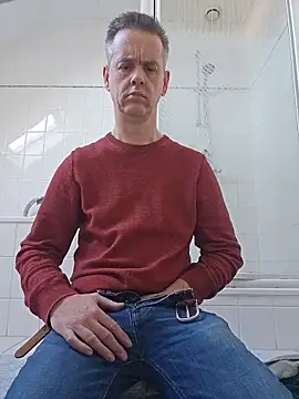 Snapshot of Hectorthyssen1 chatting on March 5, 1:07 pm Hectorthyssen1 online show from March 5, 1:07 pm