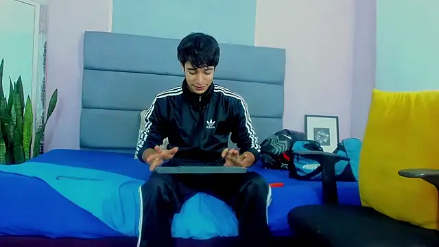 Zacktk7 online show from February 8, 2:38 pm