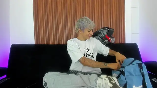 Zacktk7 online show from February 20, 8:14 pm