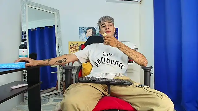 Zacktk7 online show from March 10, 8:23 pm