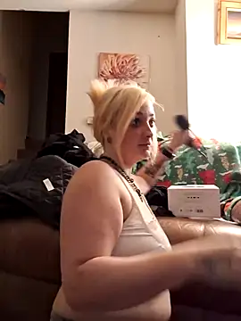 IzanamiNova online show from December 5, 3:26 am