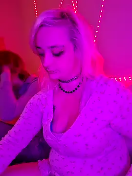 IzanamiNova online show from February 12, 6:51 am