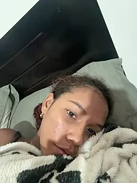 Snapshot of Salome_Williamss chatting on June 23, 11:14 pm Salome Williamss online show from June 23, 11:14 pm