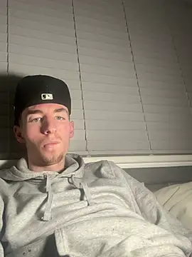 MikesWood21 online show from January 31, 3:41 am