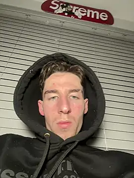 MikesWood21 online show from March 3, 12:37 am