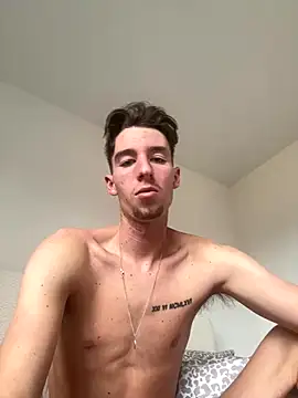 MikesWood21 online show from September 16, 9:21 am