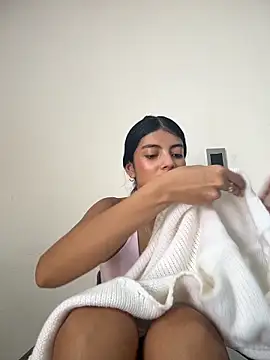 Baby Niels online show from December 16, 4:34 pm