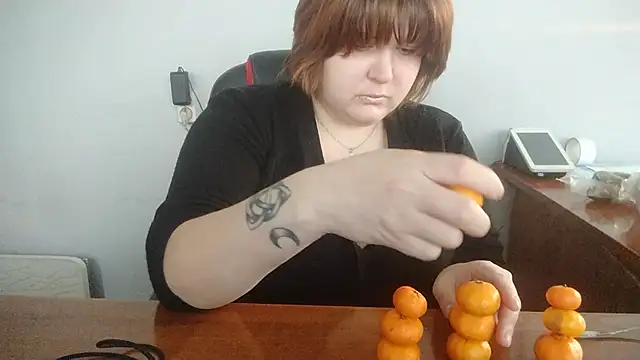 Snapshot of MalloryBartlett chatting on January 5, 1:35 am MalloryBartlett online show from January 5, 1:35 am