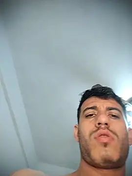 jhonyhot9292 online show from March 2, 3:08 pm