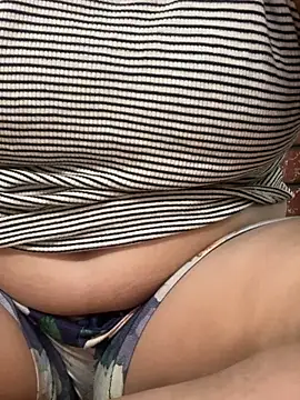 Sexy-Mona2 online show from May 25, 7:14 am