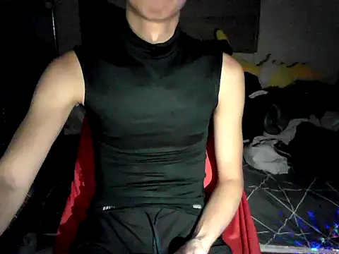 Snapshot of lyus1111 chatting on June 18, 6:01 pm lyus1111 online show from June 18, 6:01 pm