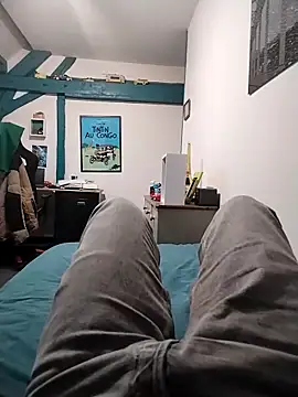 JulesG18 online show from February 26, 5:45 pm