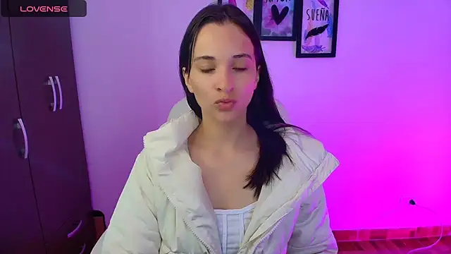 Snapshot of mariaan_m_ chatting on February 18, 11:00 am mariaan m online show from February 18, 11:00 am