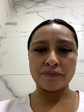 Keittly  online show from November 4, 5:45 pm