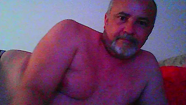 Snapshot of GayPourToi chatting on June 18, 7:51 pm GayPourToi online show from June 18, 7:51 pm