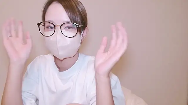 Snapshot of _hina_chan_ chatting on June 10, 1:54 pm hina chan online show from June 10, 1:54 pm