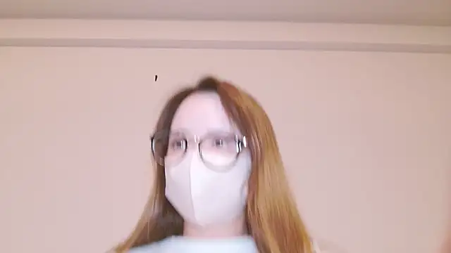 Snapshot of _hina_chan_ chatting on June 29, 1:44 pm hina chan online show from June 29, 1:44 pm