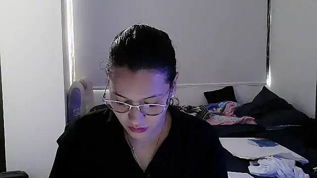 luxandracon23 online show from October 8, 5:43 pm