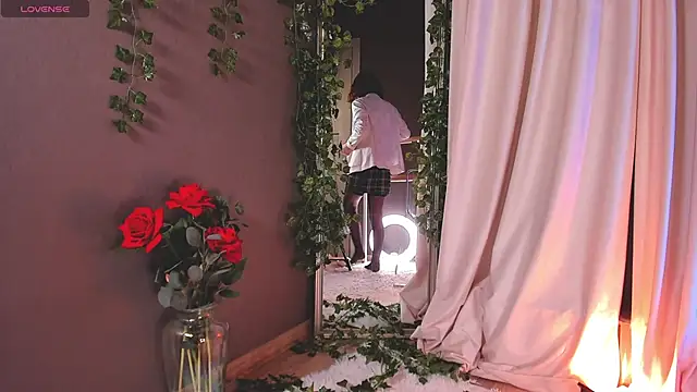 Snapshot of mind_game chatting on February 21, 12:06 pm mind game online show from February 21, 12:06 pm