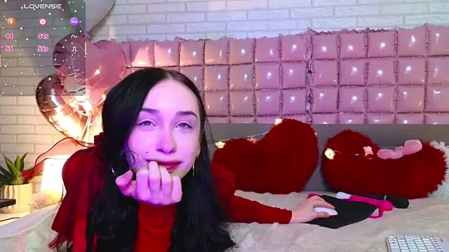 AlicePlayss online show from February 12, 10:15 pm