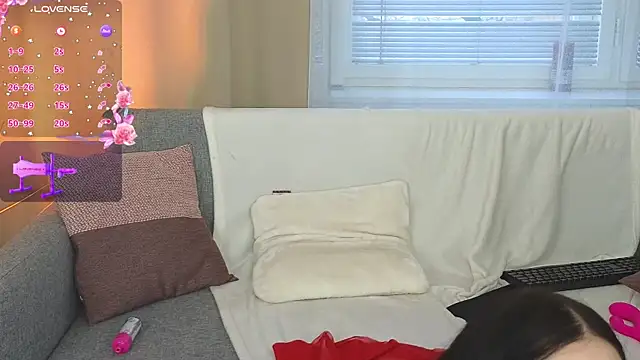 AlicePlayss online show from March 22, 5:28 am