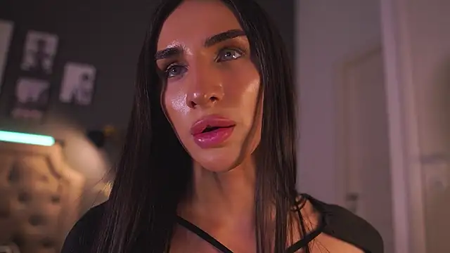 Kim Oberlin  online show from February 5, 2:05 pm