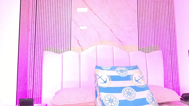 Sofia martiin online show from February 4, 3:12 am