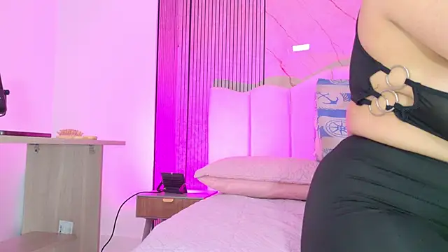 Sofia martiin online show from February 26, 3:05 am