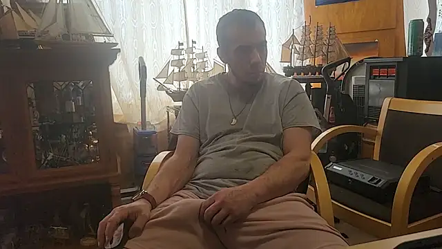 ScubaStevex online show from February 25, 5:55 pm