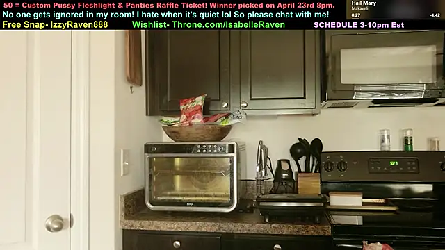 Snapshot of IsabelleRaven chatting on April 20, 9:27 pm IsabelleRaven online show from April 20, 9:27 pm