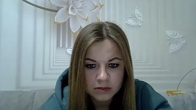 Snapshot of TinaFun4u chatting on February 5, 8:25 pm TinaFun4u online show from February 5, 8:25 pm