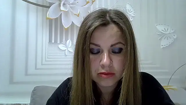Snapshot of TinaFun4u chatting on March 18, 8:56 pm TinaFun4u online show from March 18, 8:56 pm