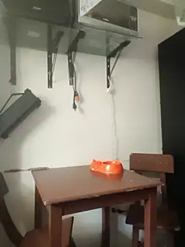 Snapshot of hairyserious chatting on December 6, 1:55 pm hairyserious online show from December 6, 1:55 pm