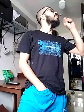 Snapshot of hairyserious chatting on March 5, 2:12 pm hairyserious online show from March 5, 2:12 pm