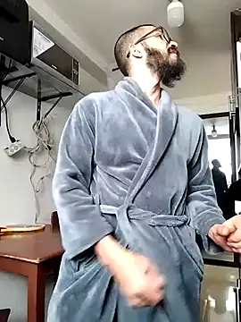 Snapshot of hairyserious chatting on March 11, 4:29 pm hairyserious online show from March 11, 4:29 pm