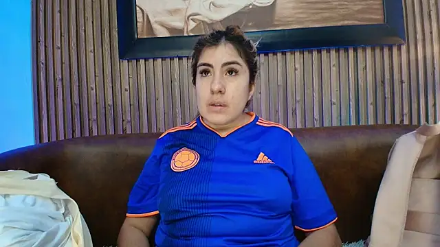 Snapshot of AdharaSmithh chatting on July 7, 3:38 pm AdharaSmithh online show from July 7, 3:38 pm
