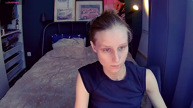 Snapshot of KatiKate chatting on June 30, 1:56 pm KatiKate online show from June 30, 1:56 pm