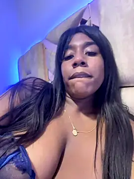 KloheCurvy online show from October 10, 4:11 am